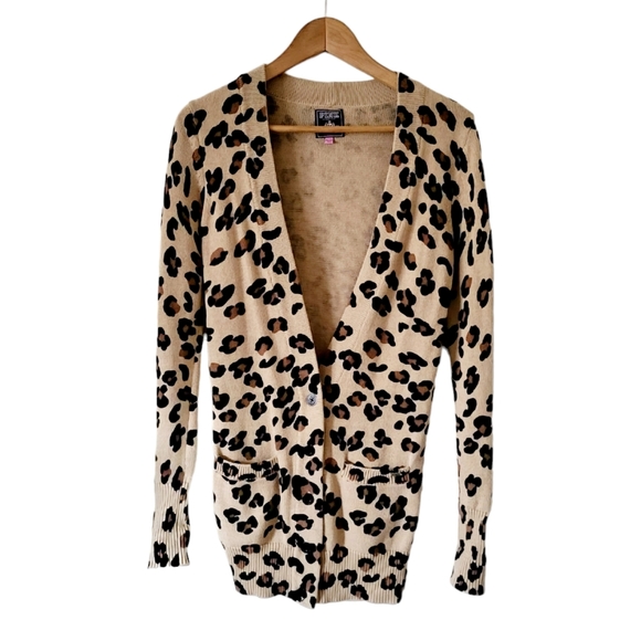 PINK by Victoria Secret  Leopard Print Long Sleeve Cardigan Sweater Size XS - Picture 1 of 13